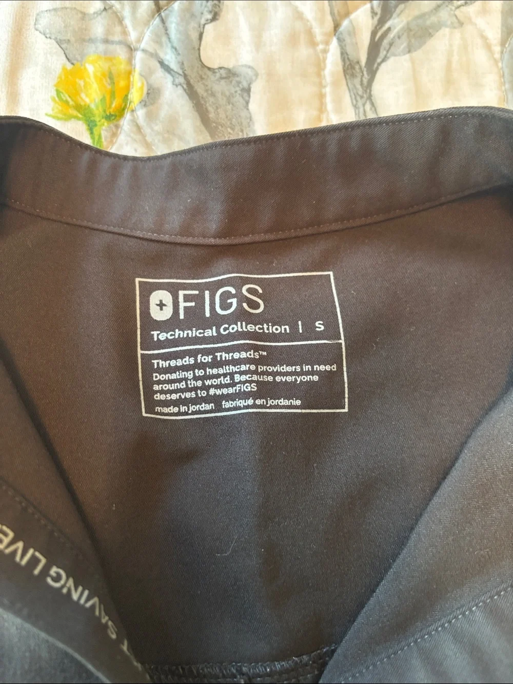 Figs Women’s Black Scrub Set
